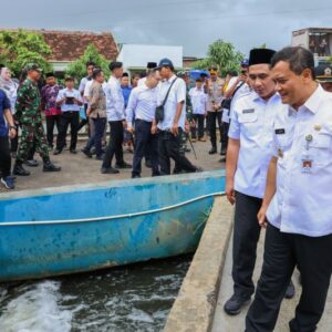 Pemprov Jateng Memanfaatkan Pompa Air Tenaga Surya untuk Mengatasi Rob di Demak