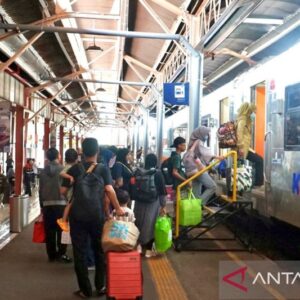 172 Barang Tertinggal di KAI Semarang Selama Natal dan Tahun Baru
