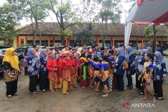 Kemendikdasmen Alokasikan Beasiswa S1 untuk 150.000 Guru di 2026