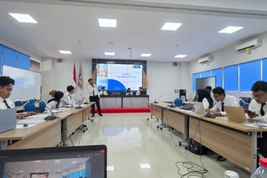 Mahasiswa TRKP SV Undip Laksanakan Penilaian Akhir Magang Industri