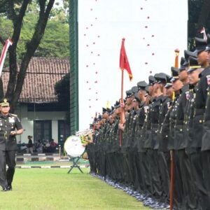 Pangdam Diponegoro: Prajurit Bintara TNI Profesional Tanpa Pilih Tugas