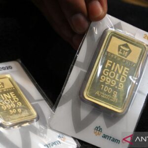 Harga Emas Antam Turun Hari Ini: Cek Rincian Terbaru