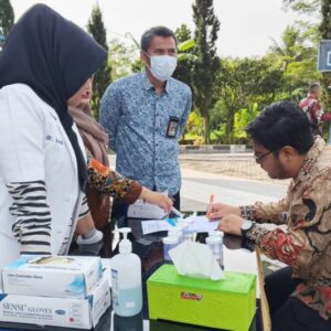 Tes Urine Pegawai BNNK Temanggung Tingkatkan Kepercayaan Masyarakat