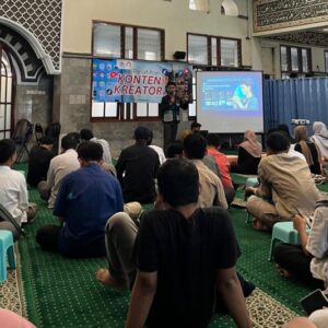Puluhan Remaja Purwokerto Belajar Menjadi Kreator Konten di Masjid Agung Baitusalam