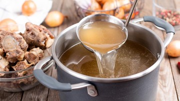 10 Makanan Terbaik untuk Kesehatan Kulit yang Harus Kamu Konsumsi