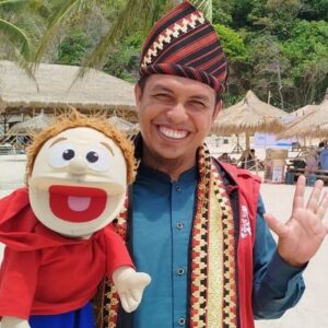 Kak Jarwo Songha: Pendongeng Kado Metro Lampung yang Melestarikan Bahasa Daerah