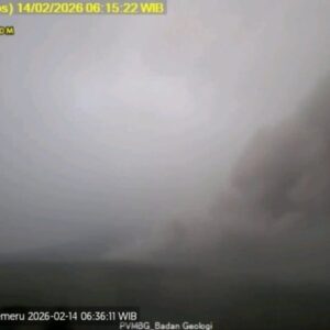 Gunung Semeru Erupsi: Awan Panas Guguran Meluncur 6 Km