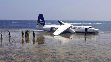 Pesawat Starsky Aviation Tergelincir ke Laut Saat Pendaratan Darurat