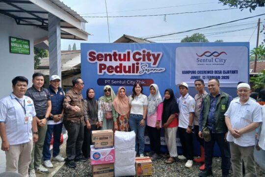 Sentul City Hospitality Group Salurkan Bantuan untuk Korban Banjir