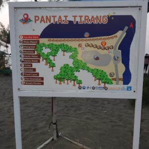 Pemandangan pantai Semarang yang indah